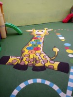 /album/galeria-de-fotos/calcada-girafa-amarelinha-etrilha-sensorial3-jpg/